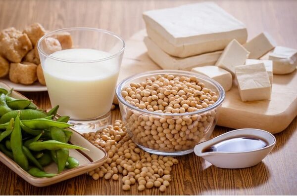 Soy Allergies: Symptoms and Alternatives